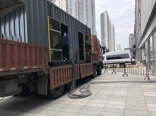 曲周冷却液不足的情况下如何检查柴油发电机组？
