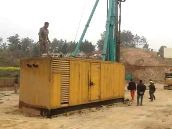 曲周如何判断水冷式机油散热器密封件是否需要更换？